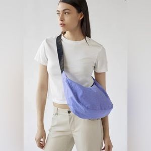 NWT Bluebell Medium Crescent Baggu—Discontinued Color